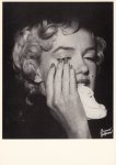 Bernard of Hollywood; Marilyn Monroe mit Taschentuch
